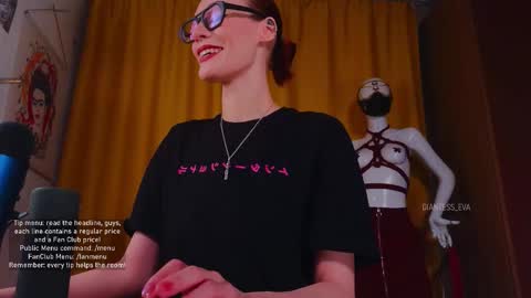 Eva online show from November 21, 2025, 5:33 pm