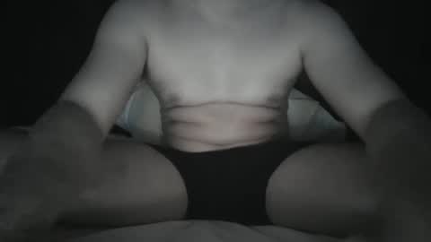 Snapshot of giantjunkjack chatting on January 15, 2026, 2:21 pm Giantjunkjack online show from January 15, 2026, 2:21 pm