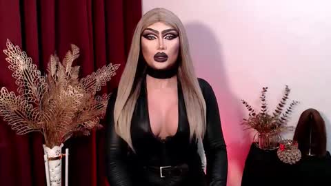 Snapshot of giaxxx01 chatting on February 11, 2026, 4:39 am Gia X online show from February 11, 2026, 4:39 am