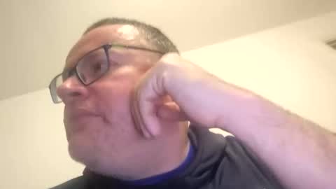 giddyup2222222 online show from December 22, 2025, 6:43 am