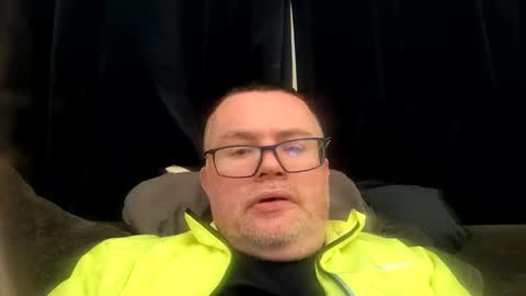 Snapshot of giddyup2222222 chatting on February 16, 2026, 7:32 pm giddyup2222222 online show from February 16, 2026, 7:32 pm