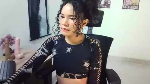 Snapshot of gigi_scott_ chatting on December 18, 2025, 3:12 am GIGI STCOTT online show from December 18, 2025, 3:12 am