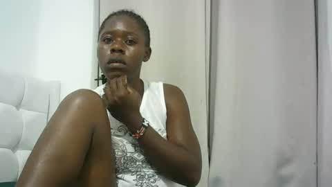 Snapshot of gigi_thehuntress chatting on March 10, 2025, 1:21 pm franciscar online show from March 10, 2025, 1:21 pm