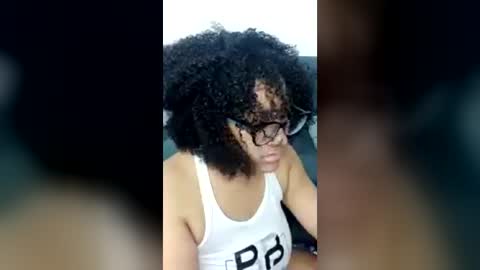 Snapshot of gigiblue89 chatting on August 1, 2026, 9:52 am gigiblue89 online show from August 1, 2026, 9:52 am