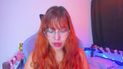 Snapshot of gigimooon chatting on November 4, 2025, 1:27 am gigimooon online show from November 4, 2025, 1:27 am