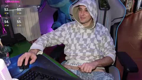 Snapshot of gil_gamesh90 chatting on March 3, 2025, 4:03 pm Mirko online show from March 3, 2025, 4:03 pm