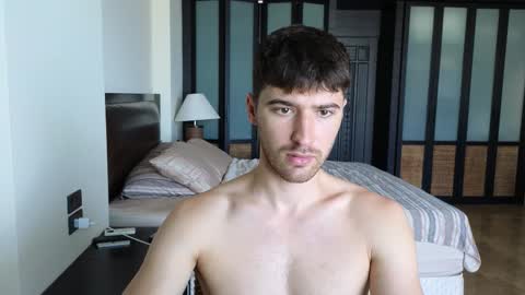 Snapshot of gilbertogonzales chatting on December 3, 2025, 4:31 am gilbertogonzales online show from December 3, 2025, 4:31 am