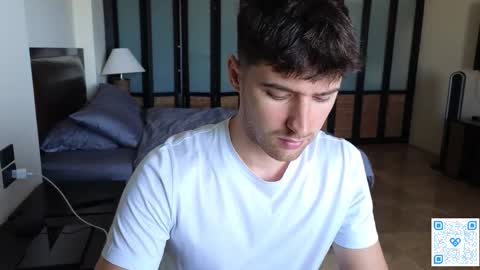 Snapshot of gilbertogonzales chatting on December 19, 2025, 3:02 am gilbertogonzales online show from December 19, 2025, 3:02 am