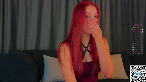 Snapshot of gildedkitten chatting on October 3, 2025, 5:32 pm Stacy online show from October 3, 2025, 5:32 pm