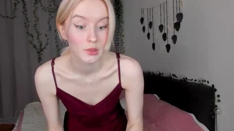 Snapshot of gin_yoon chatting on February 26, 2026, 6:34 am Gin online show from February 26, 2026, 6:34 am