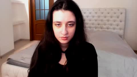 Kate online show from February 4, 2025, 9:28 am