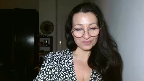 Snapshot of ginaoneon chatting on February 26, 2025, 8:54 pm GinaONeon online show from February 26, 2025, 8:54 pm