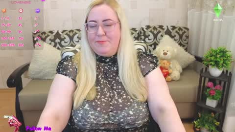 ginesia online show from February 7, 2025, 2:04 pm