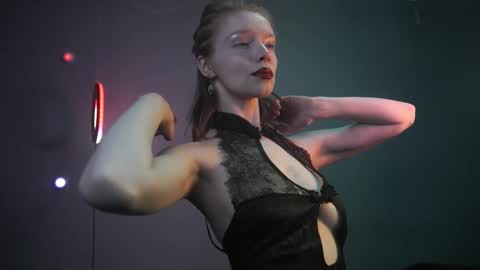        im expecting 350 thumbs up on my altar   online show from January 13, 2026, 10:15 pm