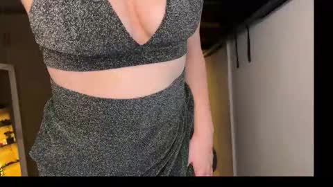 Valery online show from December 22, 2025, 10:51 pm