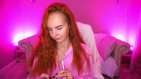 GinegerGazee online show from November 10, 2025, 7:29 am