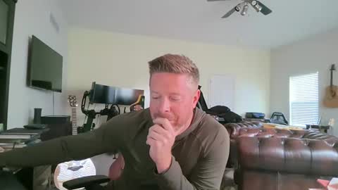 Snapshot of gingerzaddy chatting on October 27, 2025, 8:24 pm gingerzaddy online show from October 27, 2025, 8:24 pm