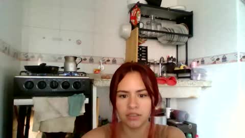 GinniWest  online show from April 9, 2026, 5:29 pm