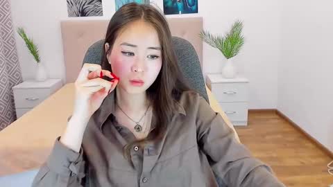 Snapshot of ginnycherry chatting on December 5, 2024, 4:34 pm Ginny online show from December 5, 2024, 4:34 pm