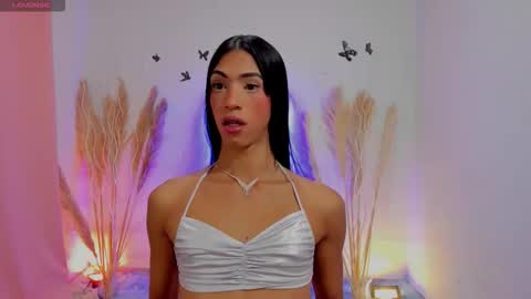 Snapshot of gio_gray chatting on November 7, 2025, 10:26 am gio_gray online show from November 7, 2025, 10:26 am