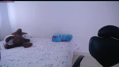 Snapshot of giorivera199 chatting on January 27, 2025, 5:15 pm GIO RIVERA online show from January 27, 2025, 5:15 pm