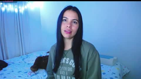 Snapshot of giorivera199 chatting on March 12, 2025, 8:08 am GIO RIVERA online show from March 12, 2025, 8:08 am