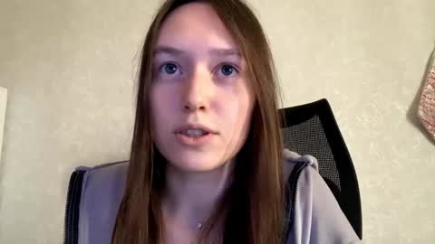 Melisa online show from April 16, 2026, 9:21 am