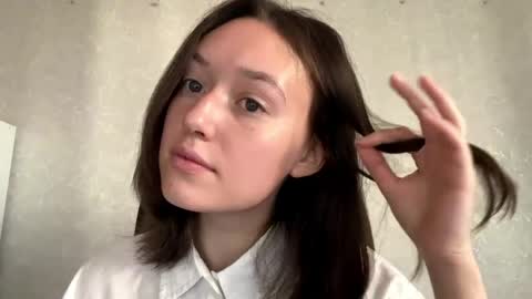 Melisa online show from May 25, 2026, 1:11 am