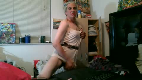 giovanni131971 online show from July 1, 2026, 12:12 am