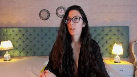 Snapshot of girafmusic chatting on February 8, 2026, 1:09 am GirafMusic online show from February 8, 2026, 1:09 am