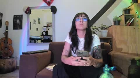 girasol1921 online show from December 30, 2024, 12:00 am