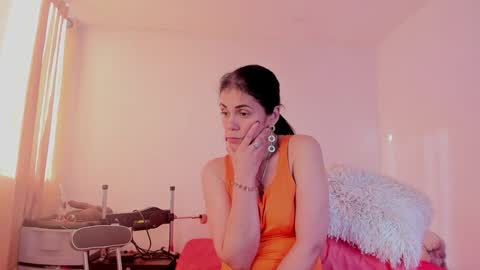 Snapshot of girasol_walton chatting on February 6, 2025, 12:26 pm Girasol Walton online show from February 6, 2025, 12:26 pm