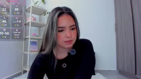 Alana online show from September 20, 2025, 3:46 pm