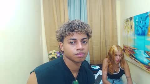 Snapshot of girl_destroy chatting on September 8, 2025, 6:29 pm adara y feelipe very hot sexy couple online show from September 8, 2025, 6:29 pm