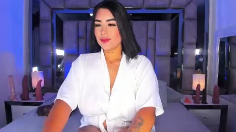 GIRL GRAY online show from June 22, 2026, 7:11 pm
