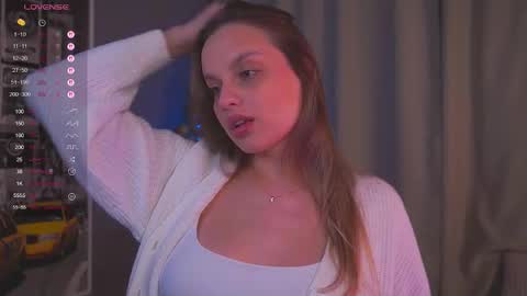 Snapshot of girl_peach_ chatting on January 15, 2026, 8:01 pm Kate online show from January 15, 2026, 8:01 pm