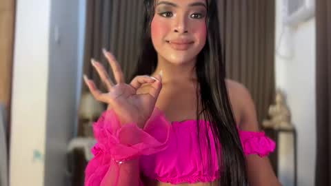 Snapshot of girlcock_dominantfucker chatting on January 17, 2026, 11:30 pm queen ronna online show from January 17, 2026, 11:30 pm