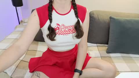 Girlfriend online show from May 23, 2026, 3:27 pm