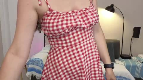 Girlfriend online show from May 29, 2026, 3:32 pm