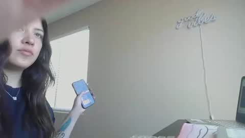 Jasmine online show from May 6, 2026, 5:51 pm