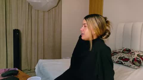 Snapshot of girlpinkxx chatting on February 2, 2026, 3:16 am girlpinkxx online show from February 2, 2026, 3:16 am