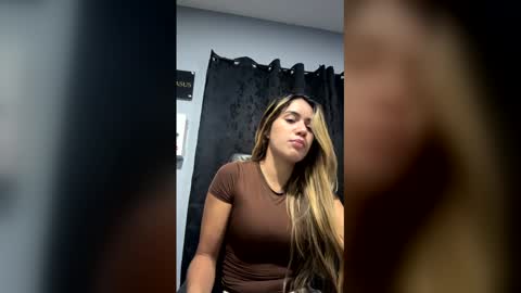 Snapshot of girlpinkxx chatting on February 12, 2026, 5:35 am girlpinkxx online show from February 12, 2026, 5:35 am