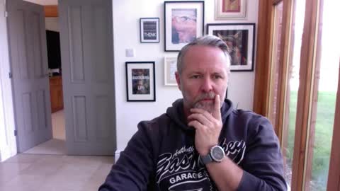 girlsandbikes online show from October 27, 2025, 12:42 pm