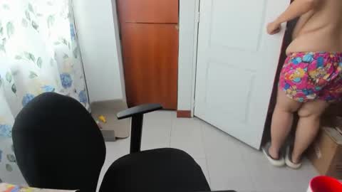 Ela online show from September 26, 2025, 1:48 pm