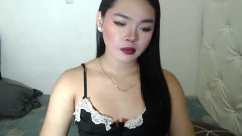 Snapshot of girlsweet_preciousxoxo chatting on January 13, 2026, 2:00 pm Precious online show from January 13, 2026, 2:00 pm