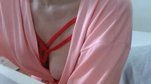 Victoria online show from November 30, 2025, 2:32 pm