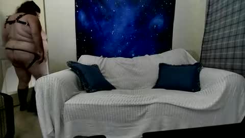 Snapshot of girthmason chatting on September 23, 2025, 5:43 am Girth online show from September 23, 2025, 5:43 am