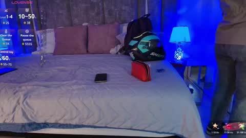     online show from December 3, 2025, 10:35 am