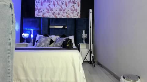 Snapshot of giselamaru chatting on March 27, 2026, 10:15 am online show from March 27, 2026, 10:15 am