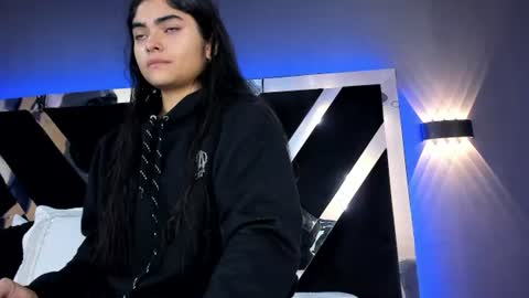 Snapshot of giselamaru chatting on June 23, 2026, 11:08 am online show from June 23, 2026, 11:08 am